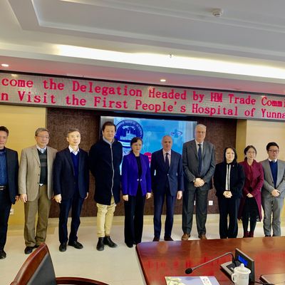 December 2019 First People’s Hospital Of Yunnan Province HM Trade Commissioner Richard Burn
